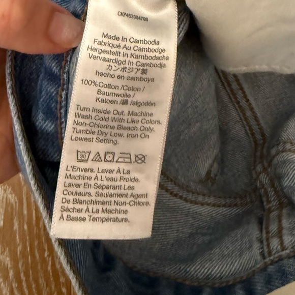 Madewell Women's Size 27 Blue Distressed Relaxed Denim Shorts - Picture 12 of 13